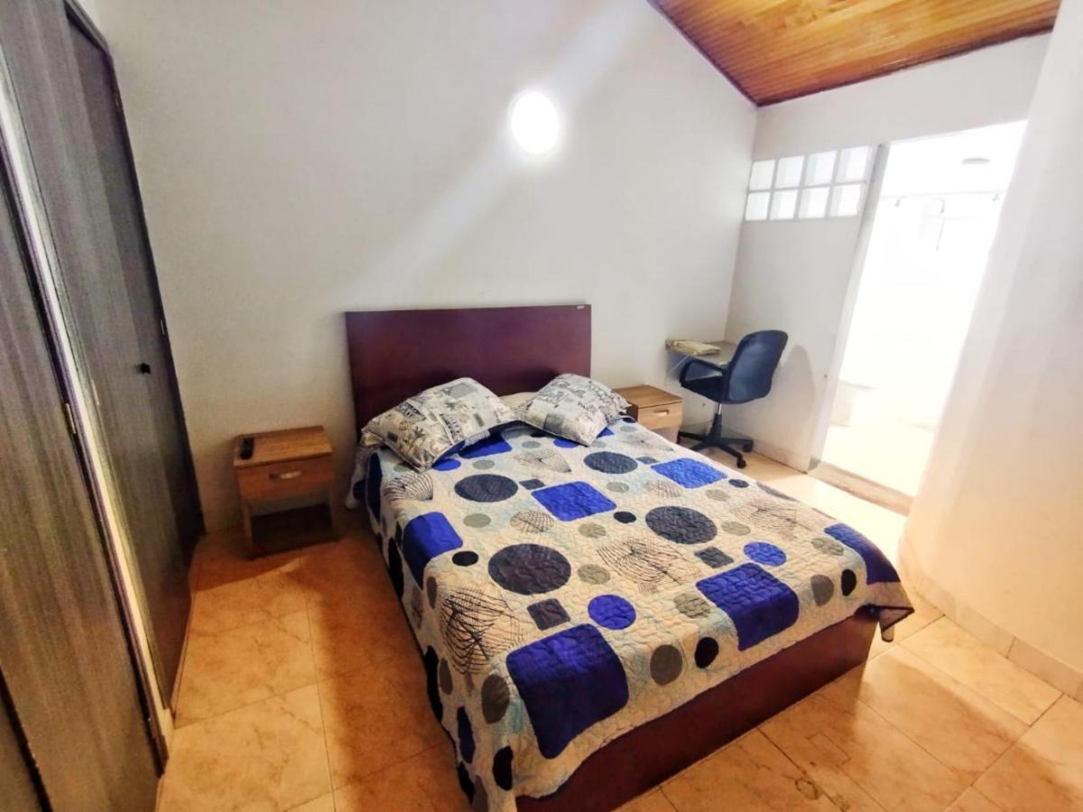 Aloha Hostel Богота Екстер'єр фото